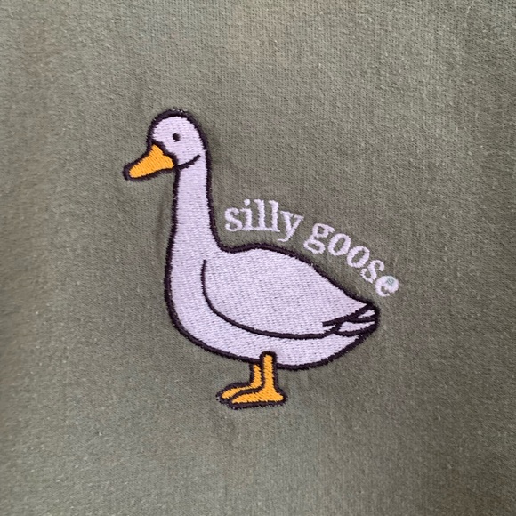 Silly goose olive green crewmeck unisex medium - Picture 3 of 6